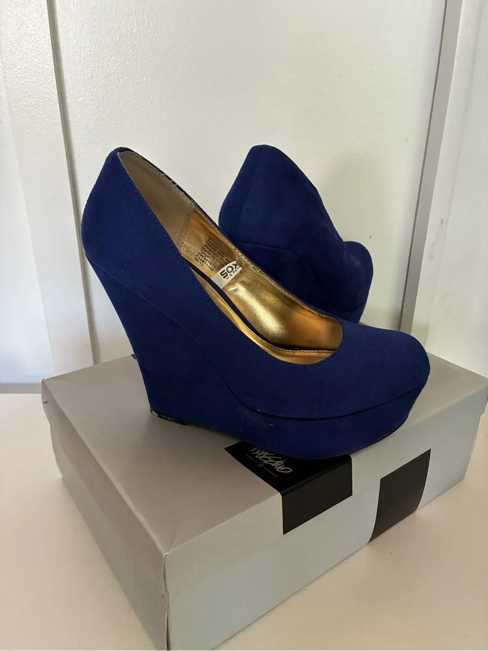 Mossimo Royal Blue Suede Platform Wedge Pumps